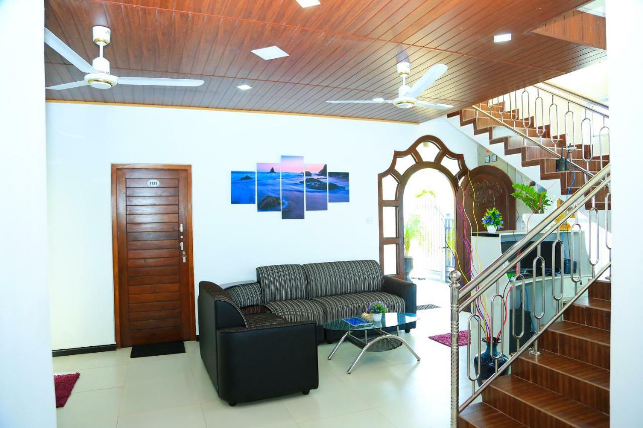 Blue Diamond Resort Trincomalee Exterior photo